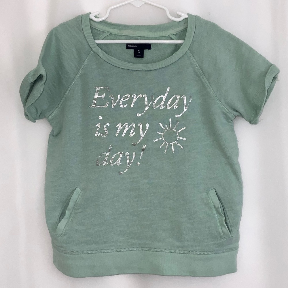 Girl’s Gap Green Everyday is my day! Shirt Size M (8)